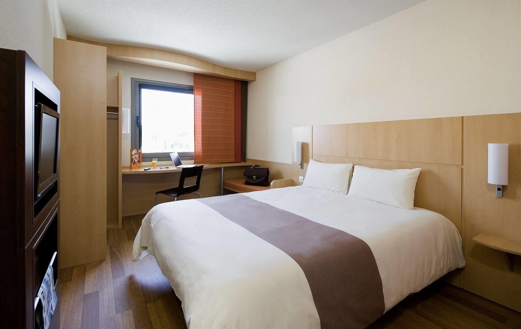 Ibis Cancun Centro Exterior foto